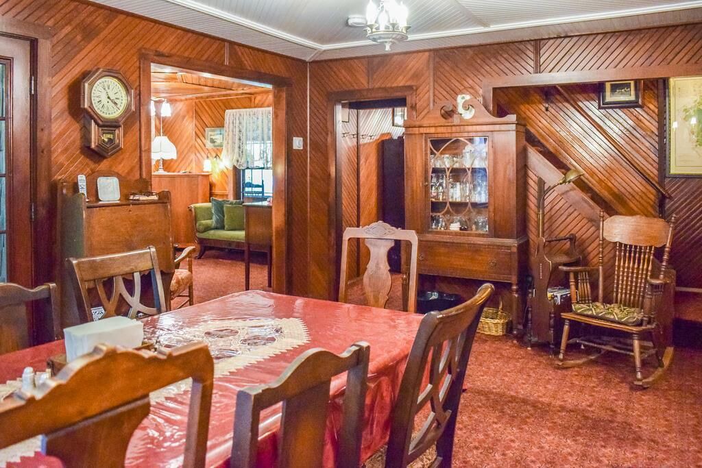 Photo of Livingroom in Inlet