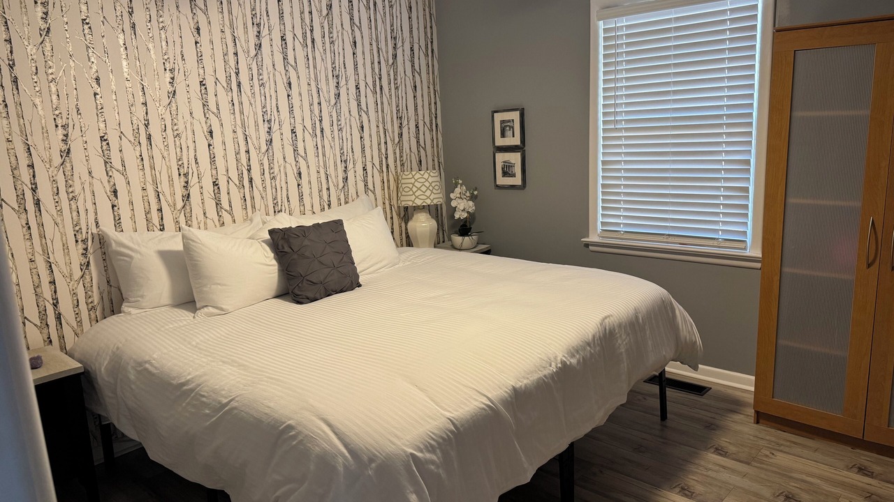 Photo of Bedroom in Sarnia