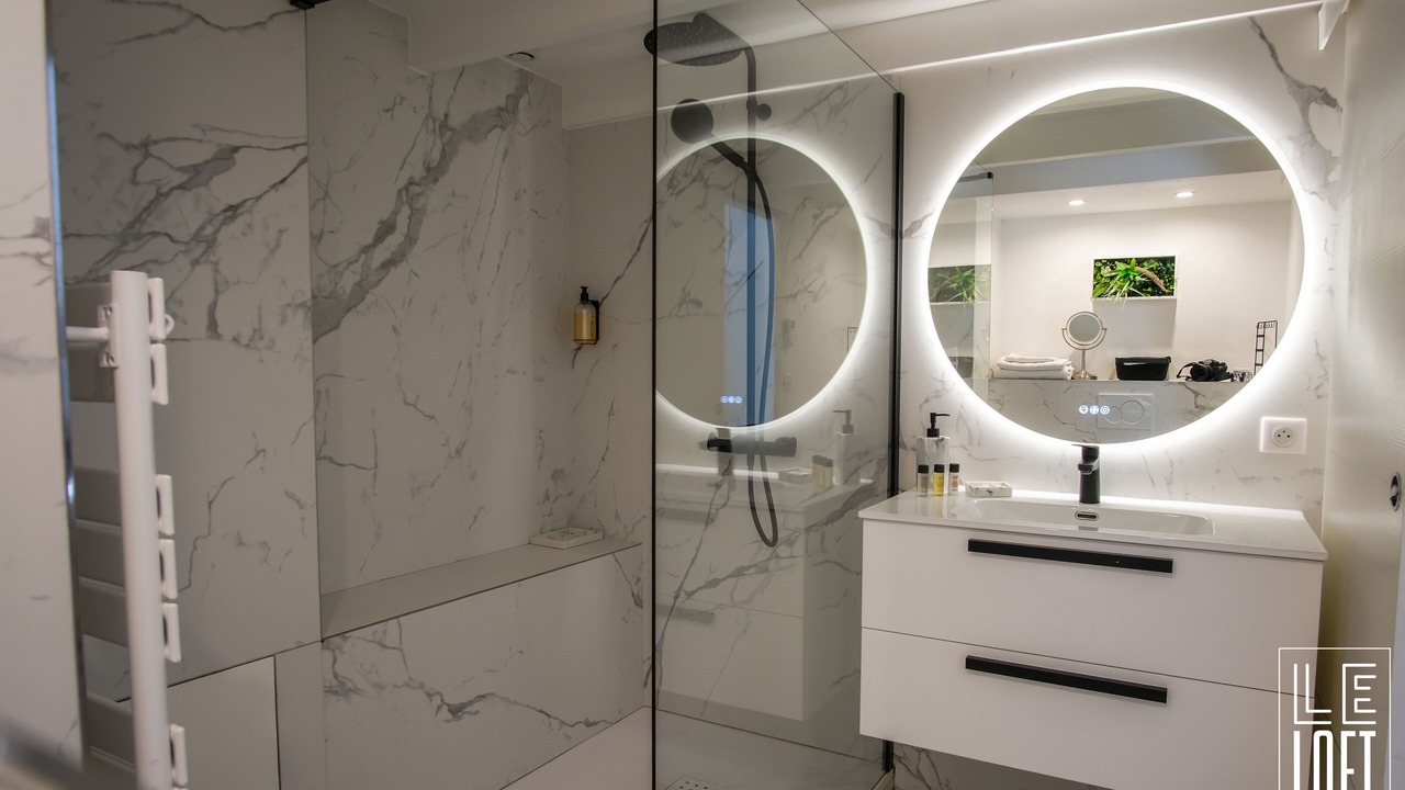 Photo of Bathroom in Carnot