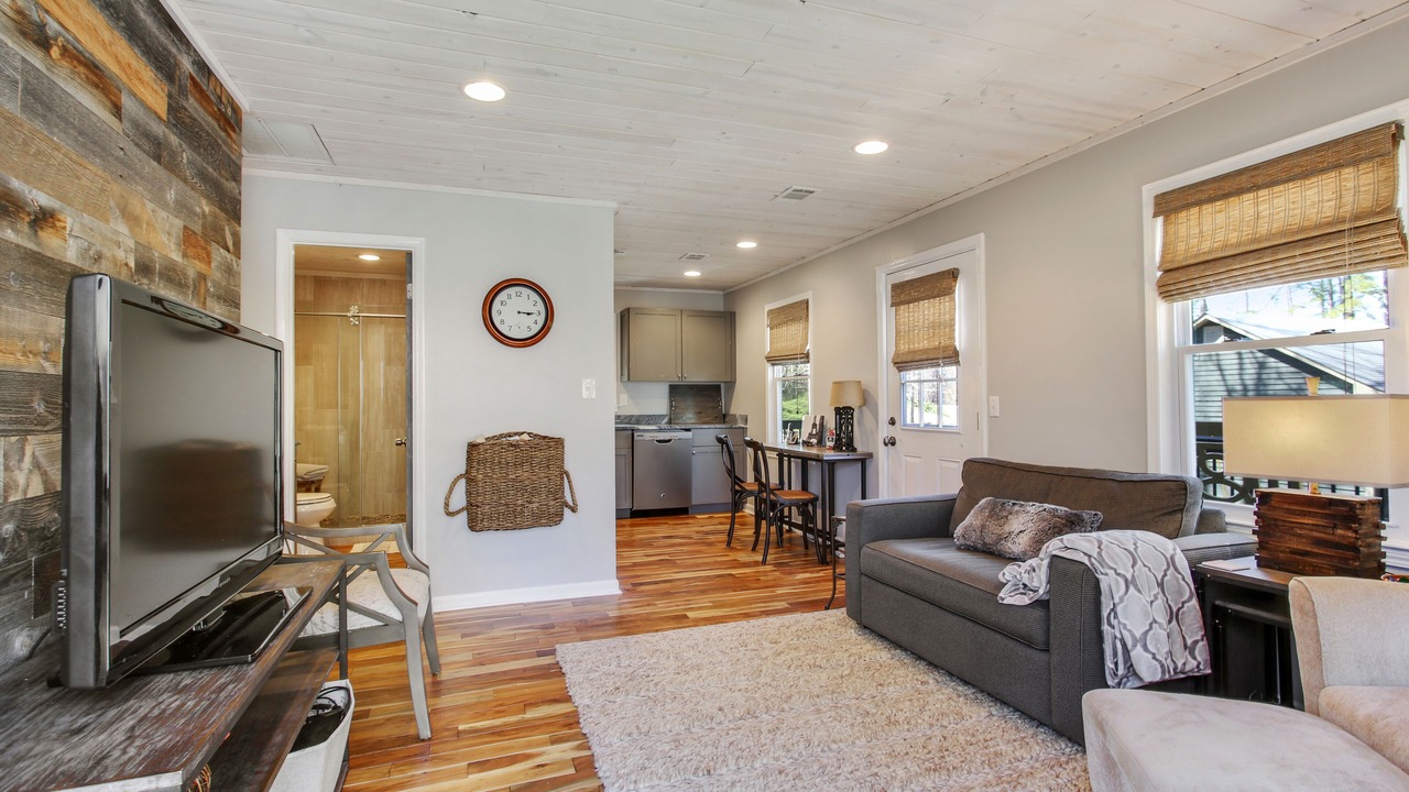 Photo of Bedroom in Dawsonville