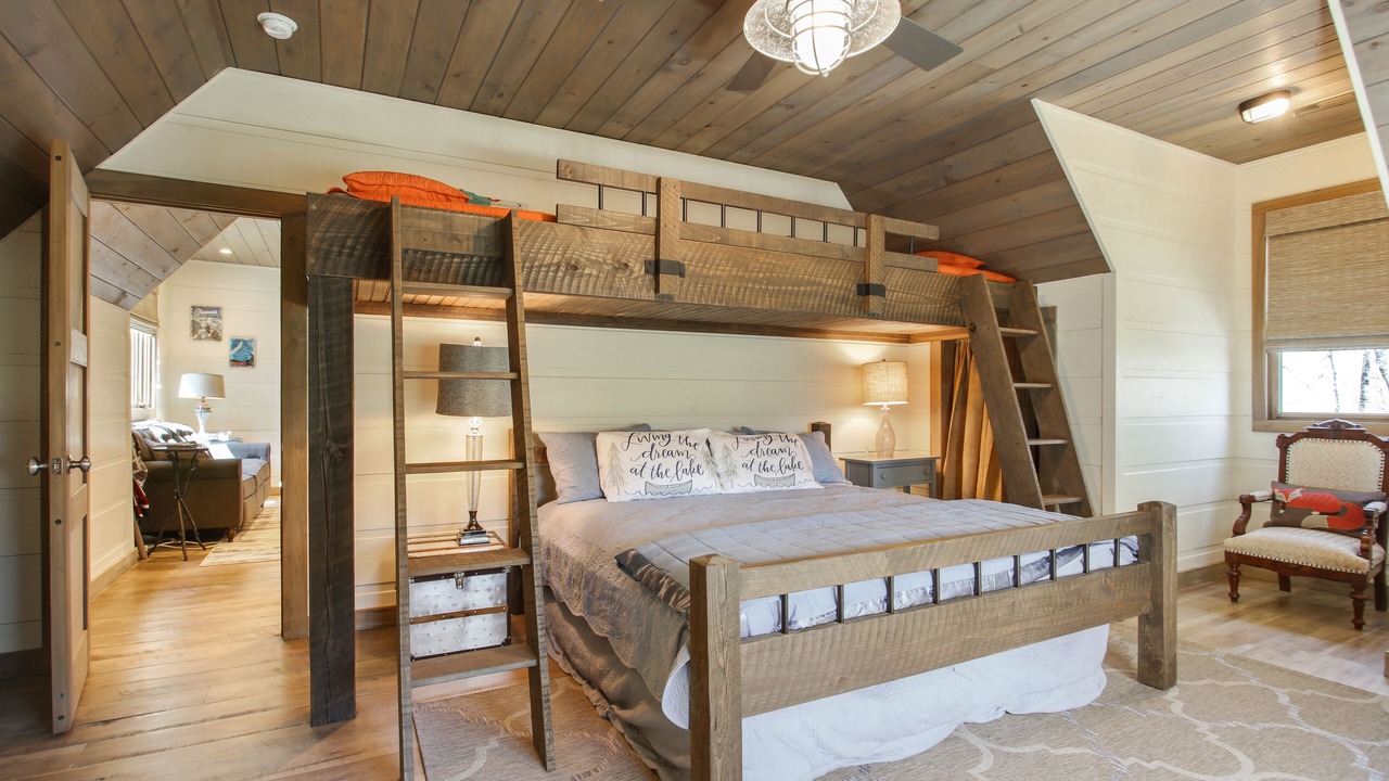 Photo of Bedroom in Dawsonville