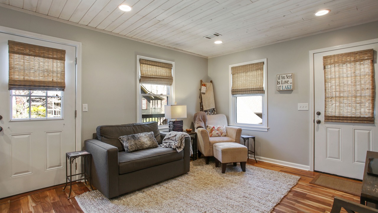 Photo of Bedroom in Dawsonville