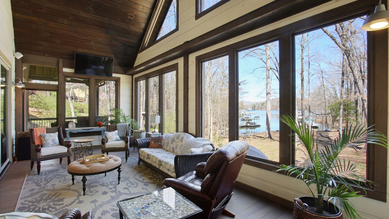 Photo of Livingroom in Dawsonville