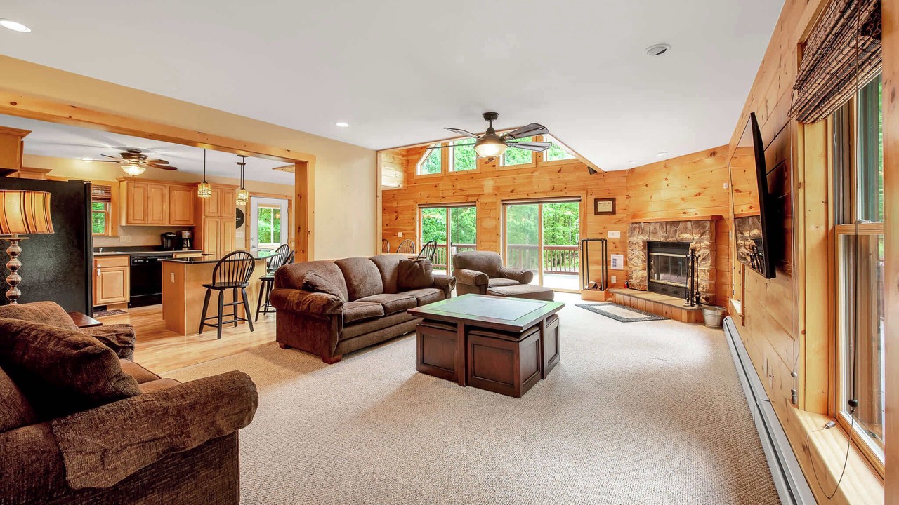 Photo of Livingroom in Lakeville