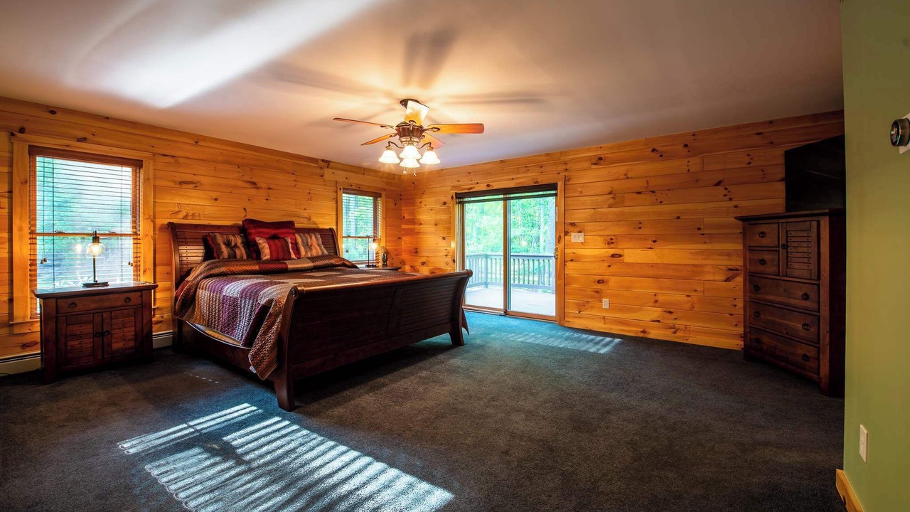 Photo of Bedroom in Lakeville