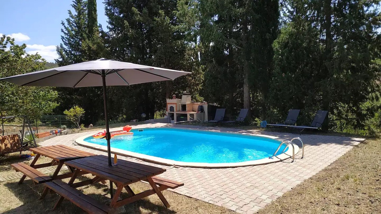 Photo of Outdoor in Pieusse