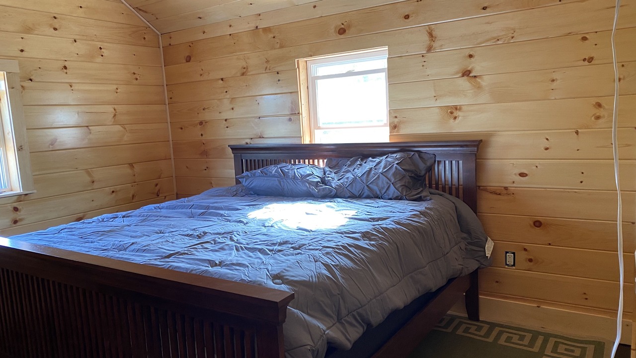 Photo of Bedroom in Jonesport