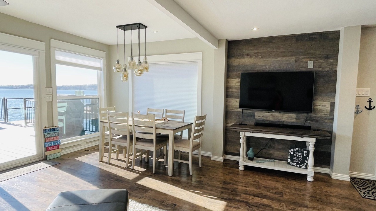 Photo of Livingroom in Granbury