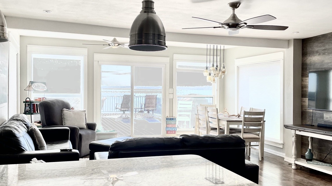 Photo of Livingroom in Granbury