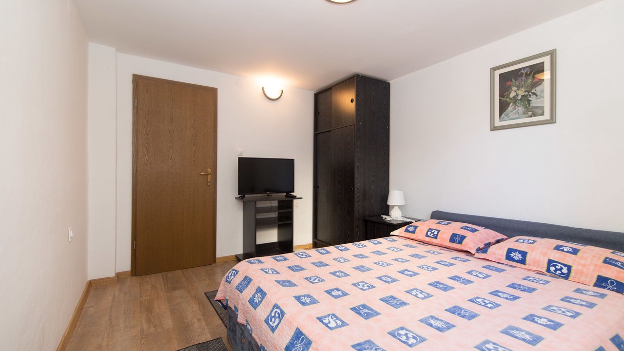 Photo of Bedroom in Vis