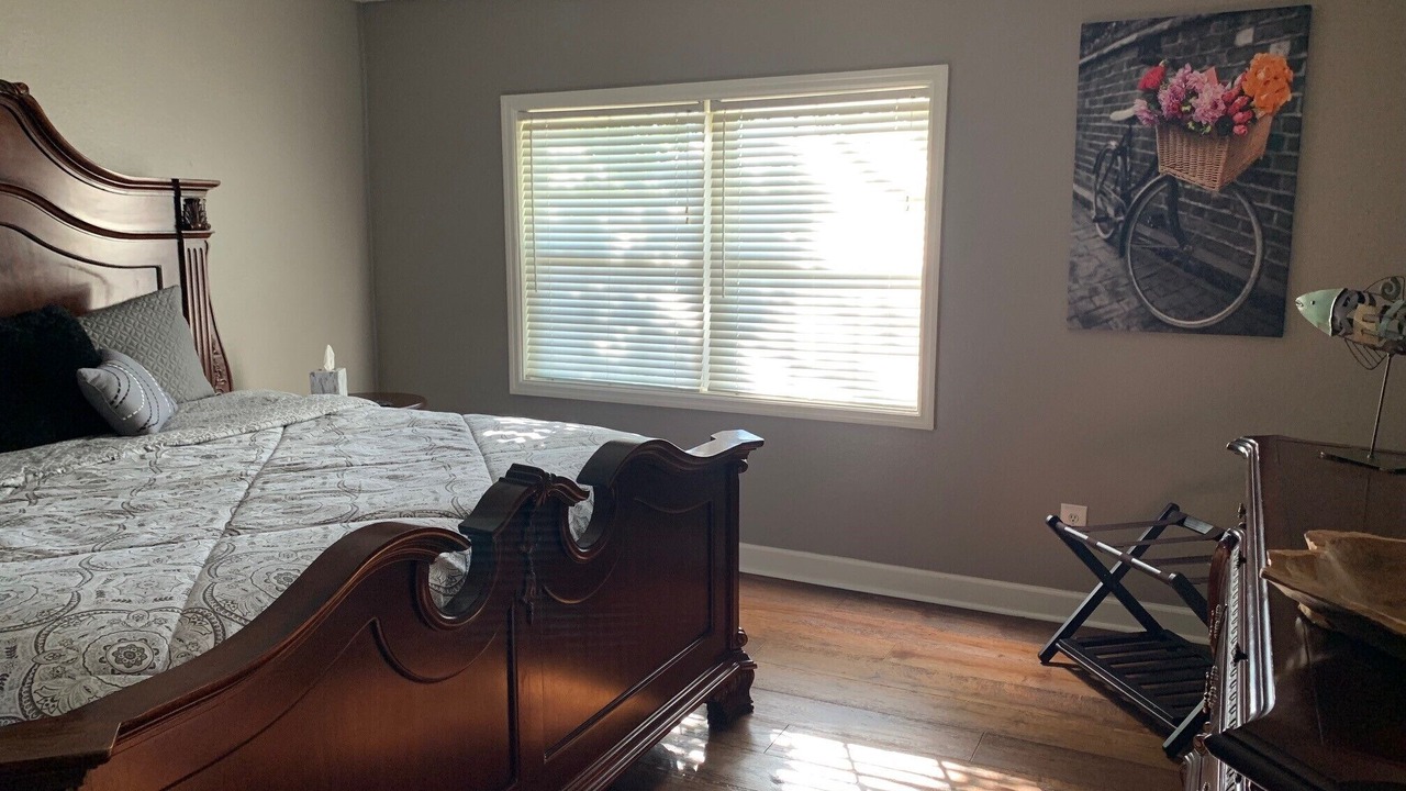 Photo of Bedroom in Guntersville