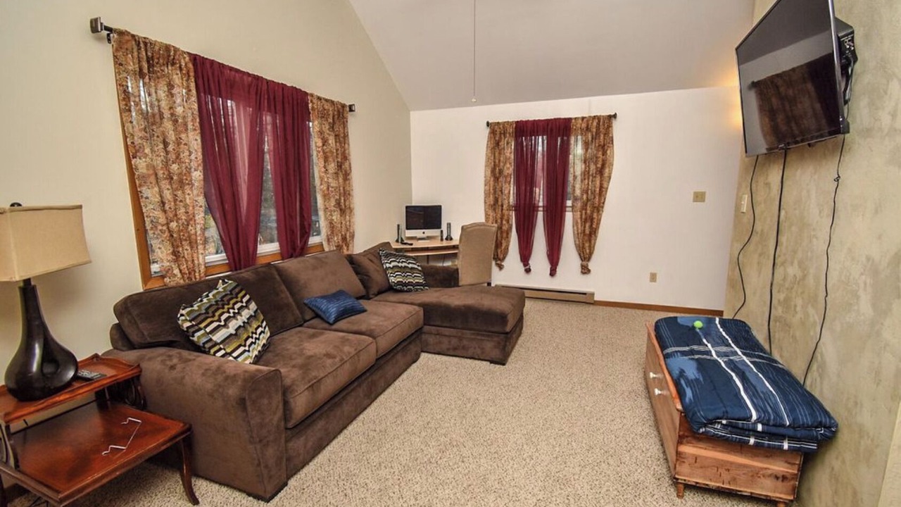 Photo of Livingroom in Bushkill