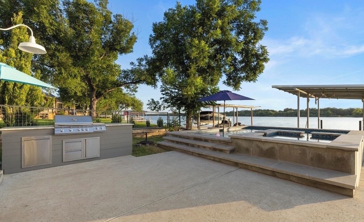 Photo of Outdoor in Kingsland