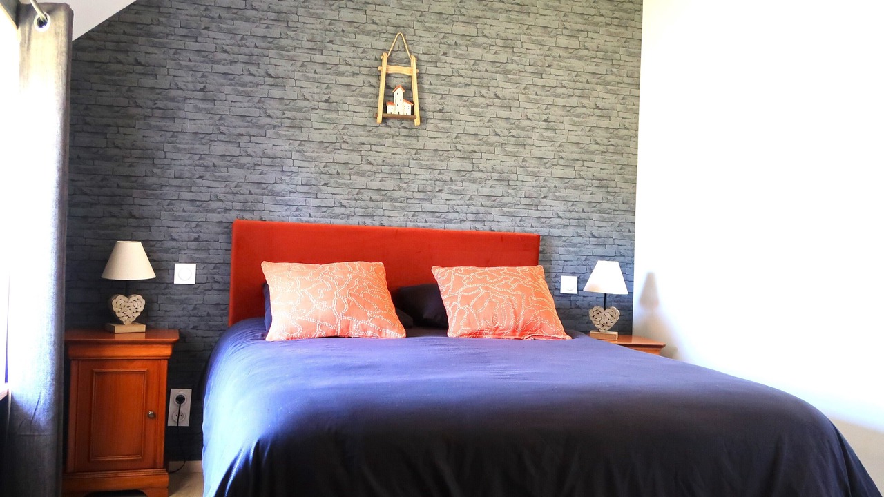 Photo of Bedroom in Mont-Dol