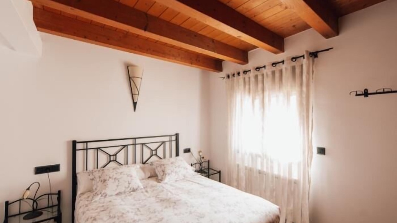 Photo of Bedroom in Montardit de Baix