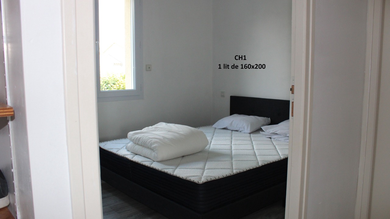 Photo of Bedroom in Chambretaud