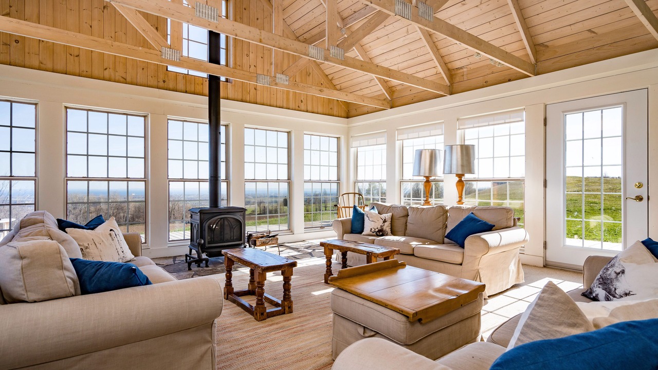 Photo of Livingroom in Glen Huron