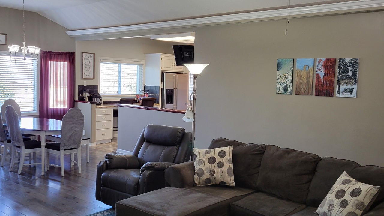 Photo of Livingroom in West Omaha