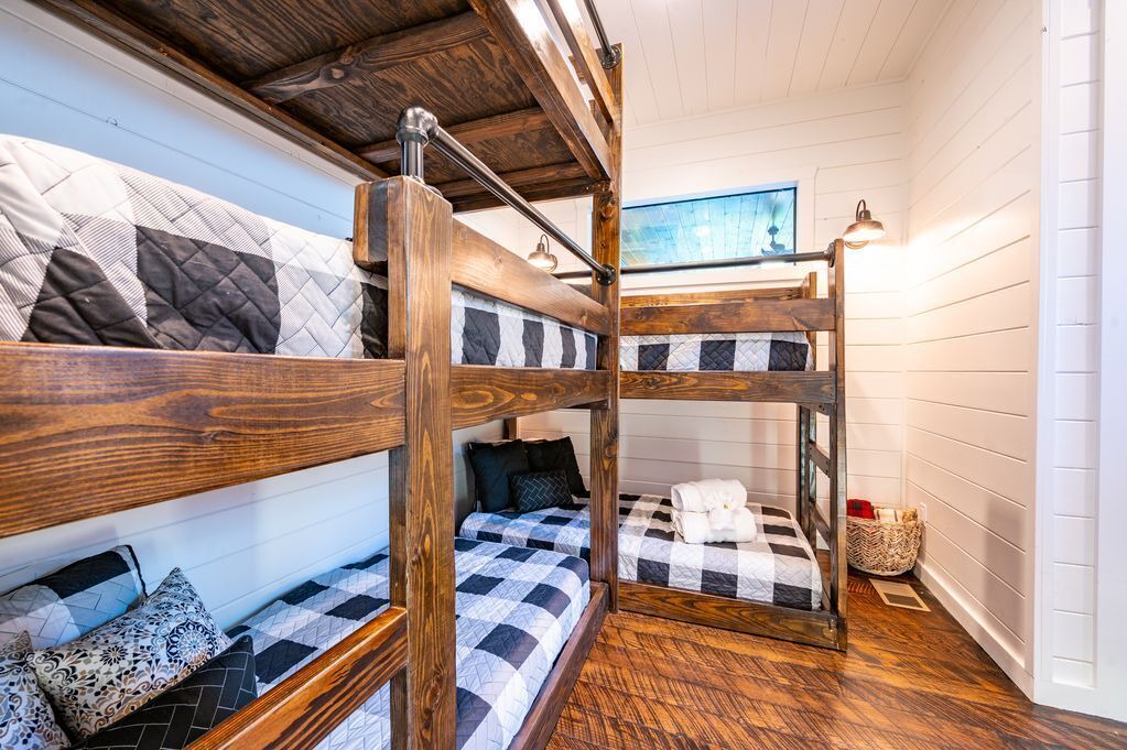 Photo of Bedroom in Broken Bow