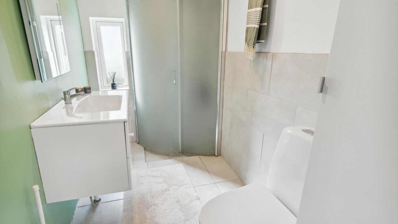 Photo of Bathroom in Asaa