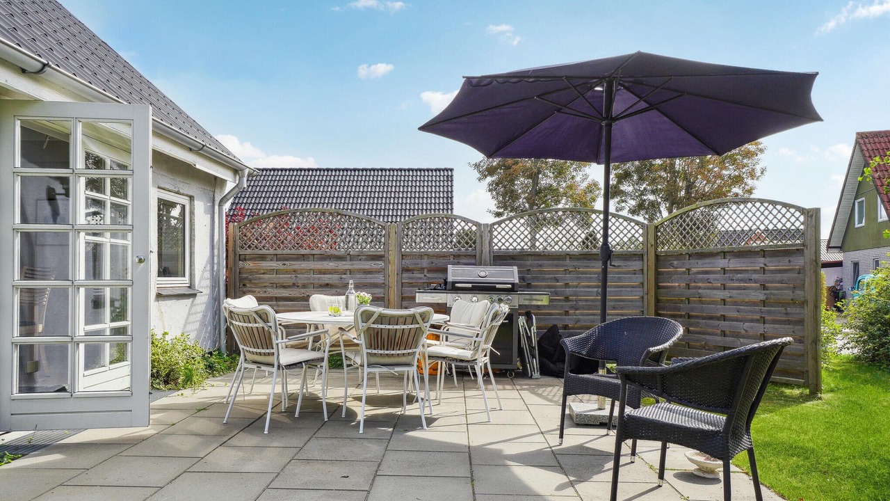 Photo of Others in Asaa