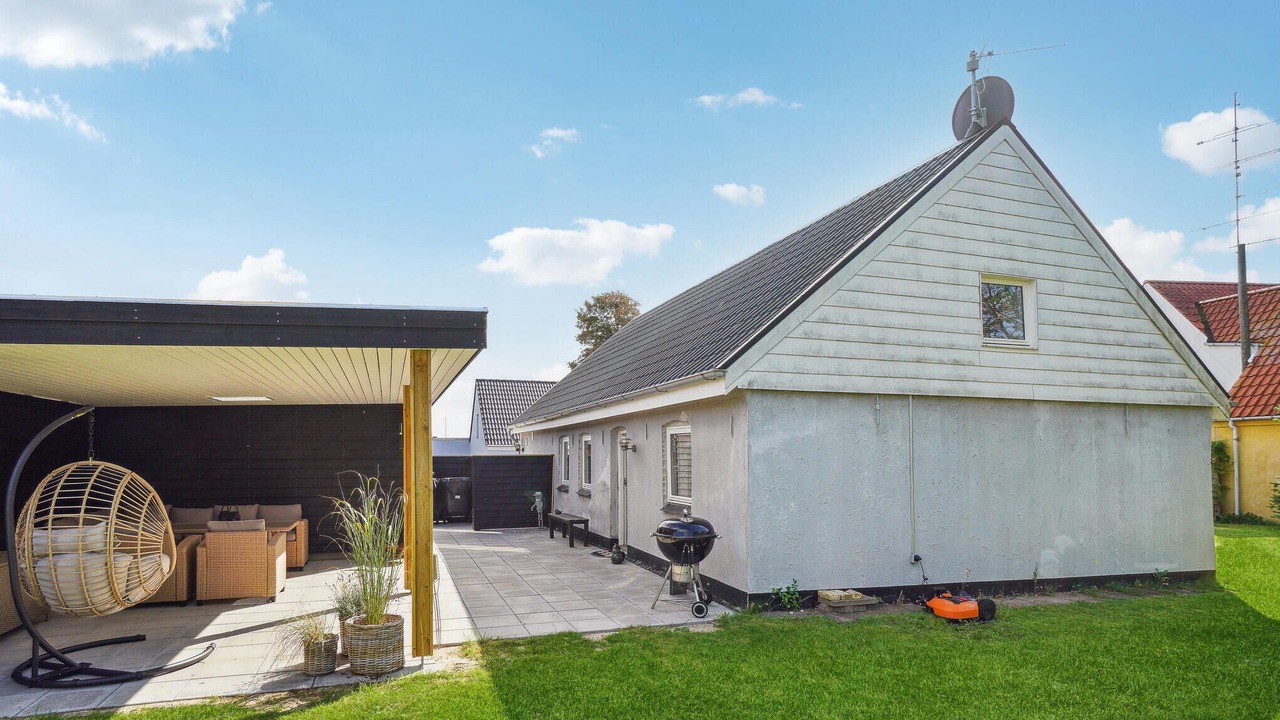 Photo of Others in Asaa