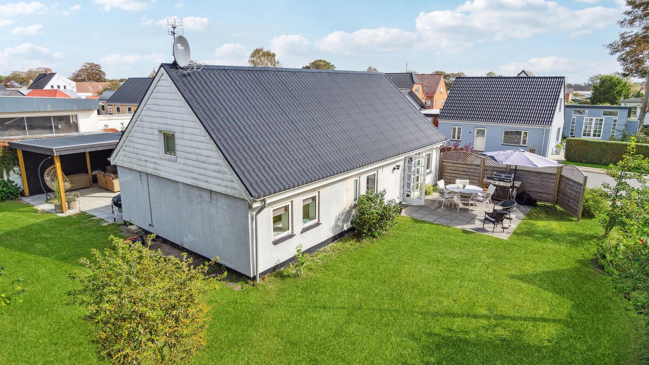 Photo of Others in Asaa