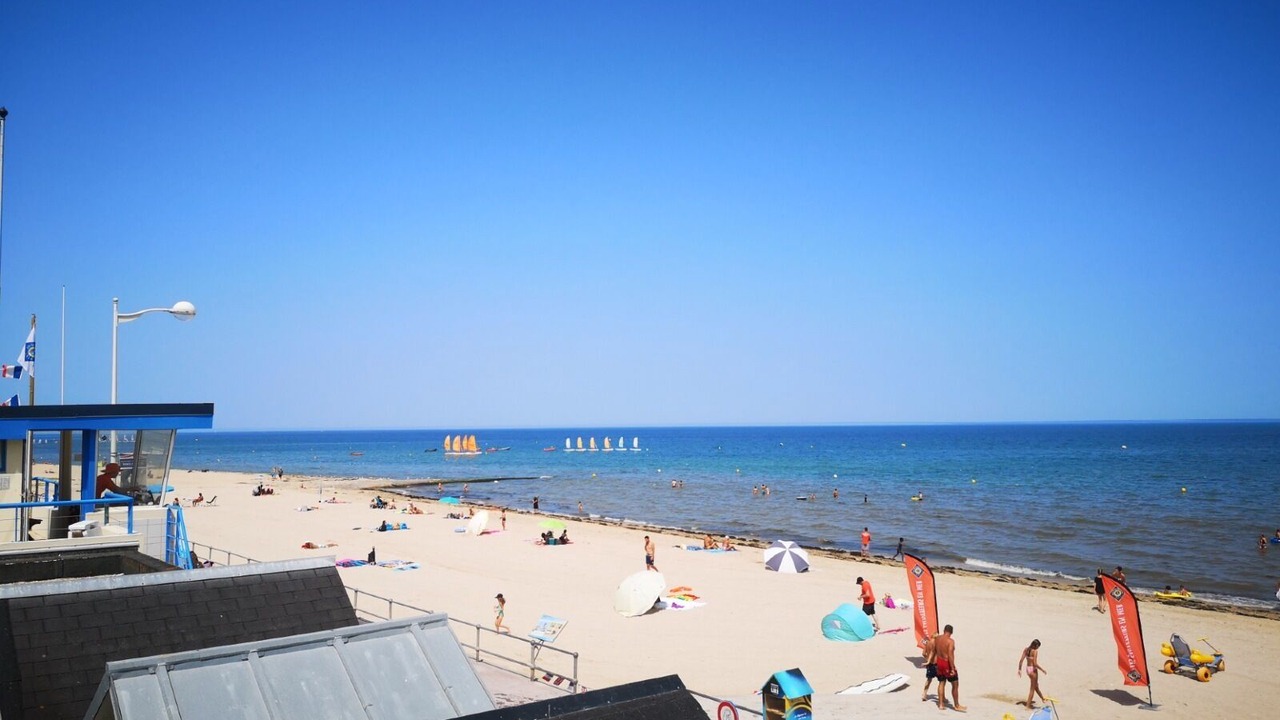 Photo of Others in Luc-sur-Mer