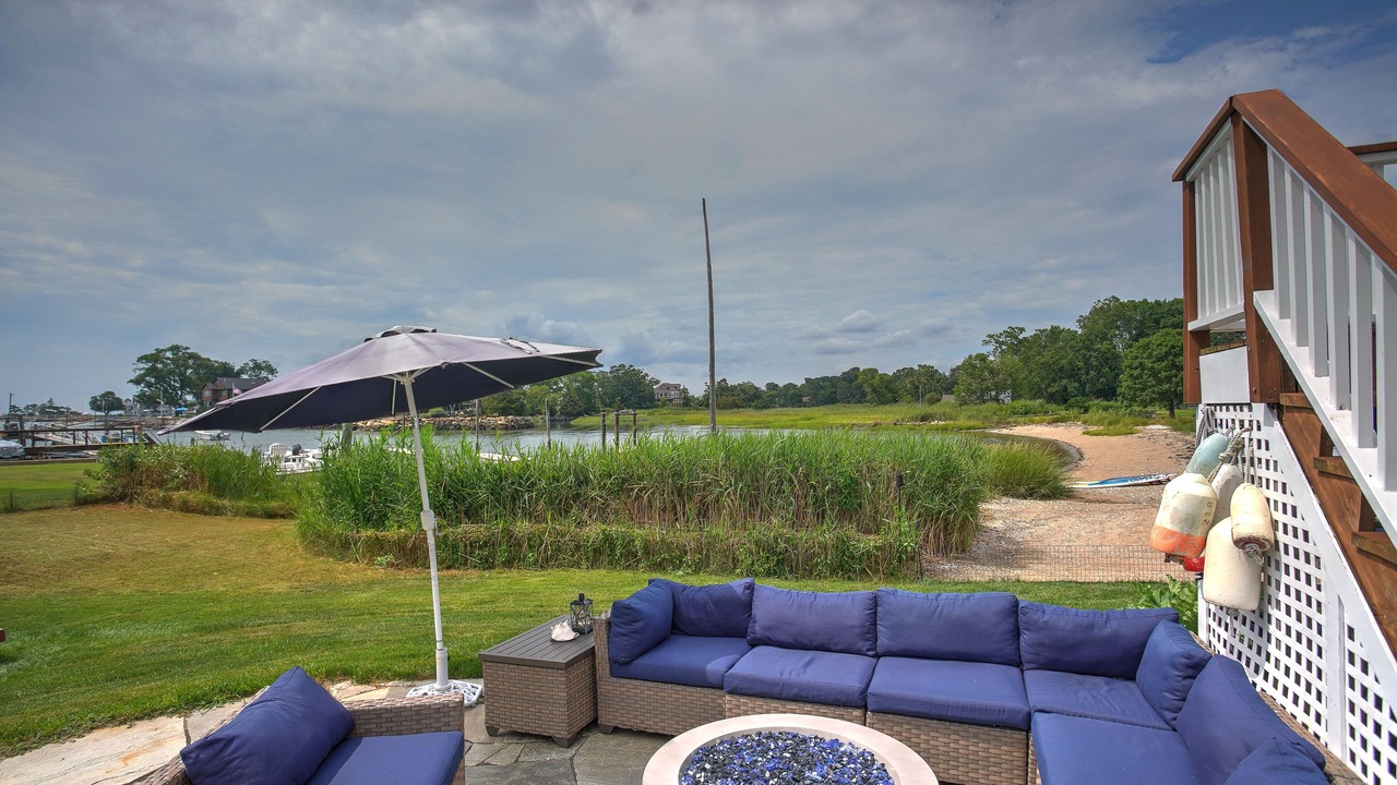 Photo of Patio Balcony in Branford