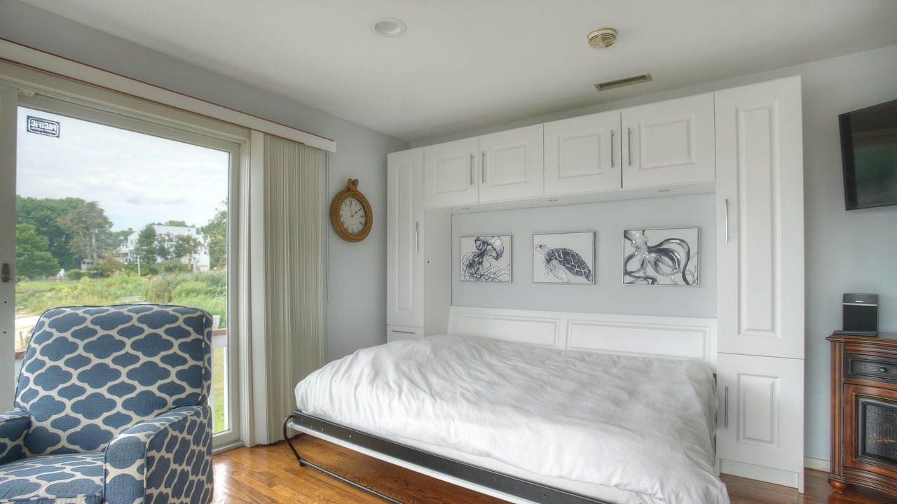 Photo of Bedroom in Branford