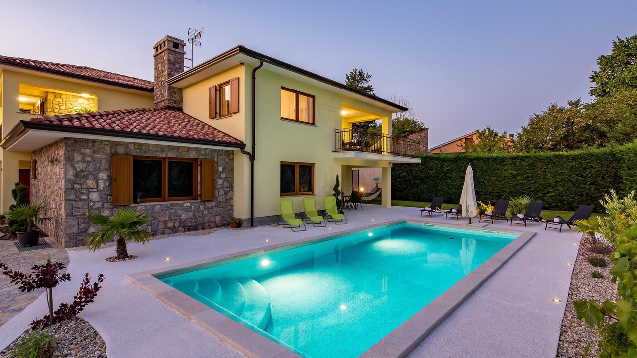 Photo of Outdoor in Mucici