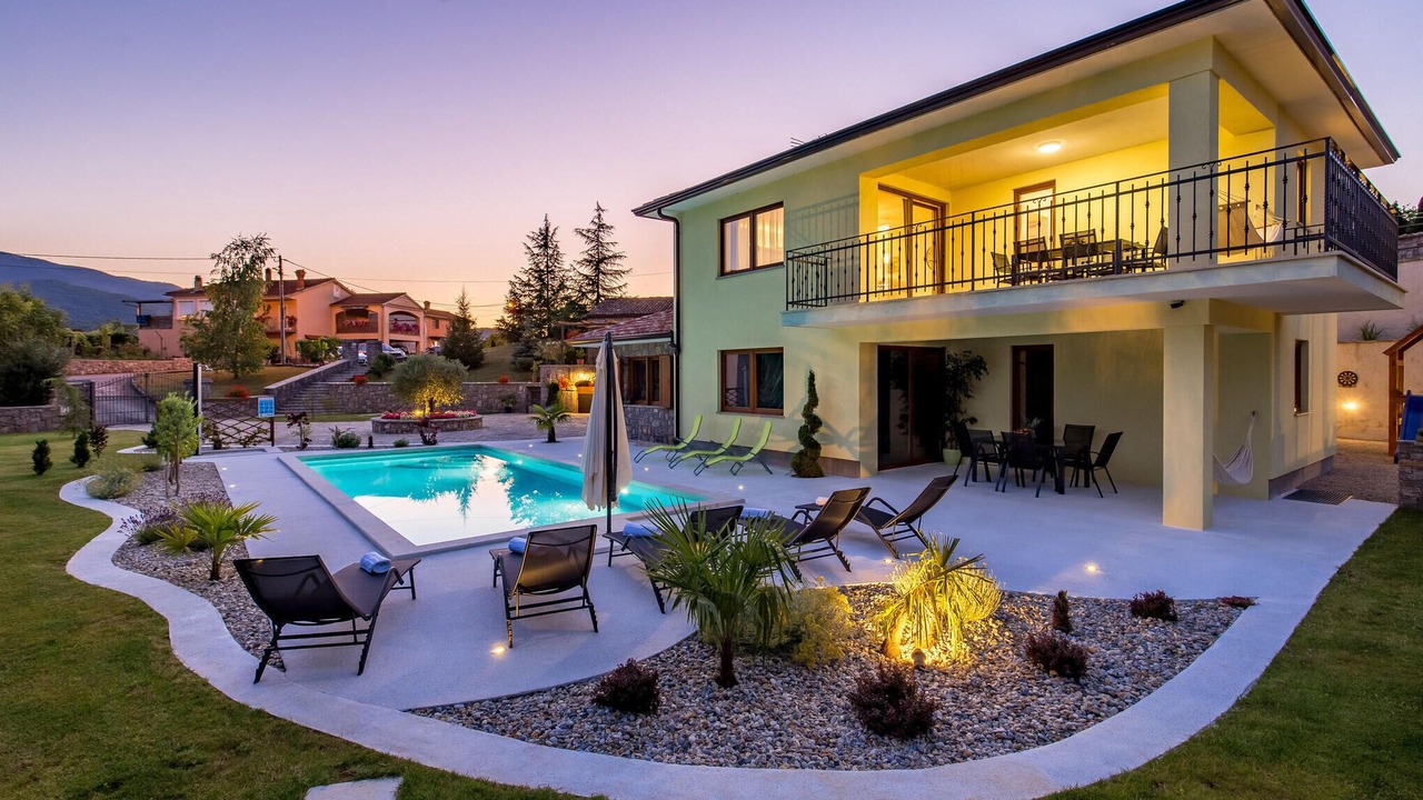 Photo of Outdoor in Mucici