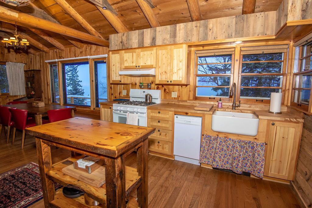 Photo of Kitchen in Lutsen