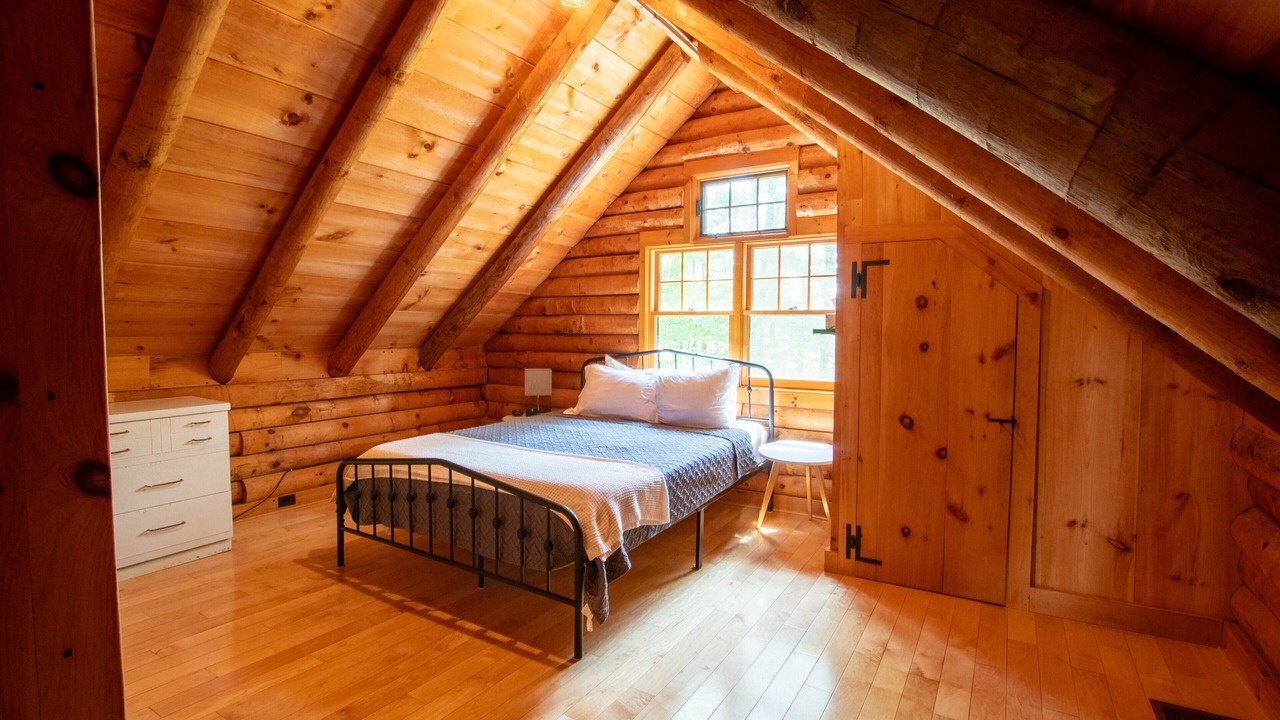 Photo of Bedroom in Silver Lake