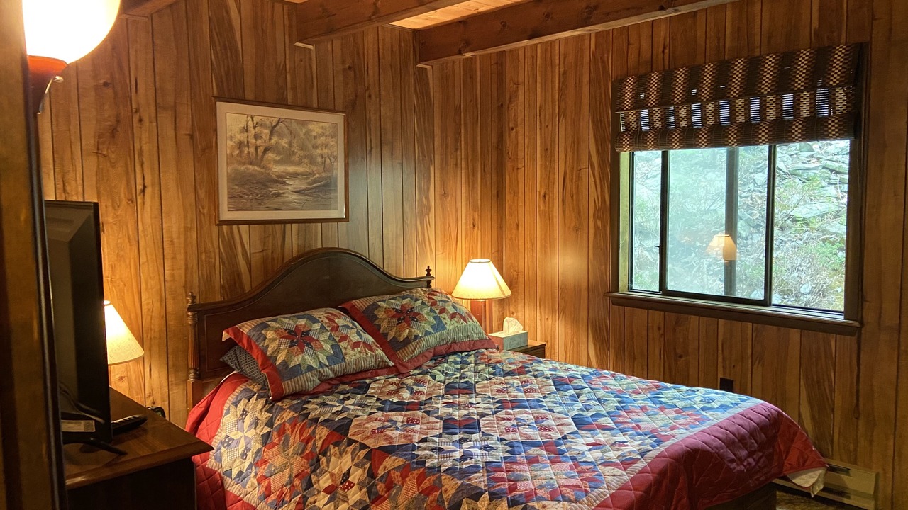 Photo of Bedroom in Bushkill