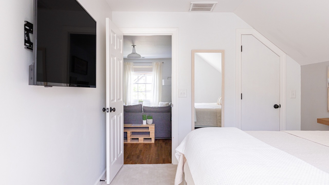 Photo of Bedroom in Green Hills