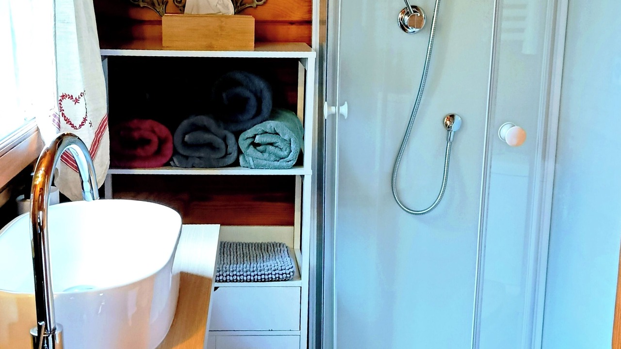 Photo of Bathroom in Clais