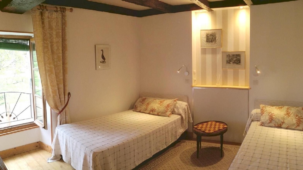 Photo of Bedroom in Saint-Pierre-de-Cole