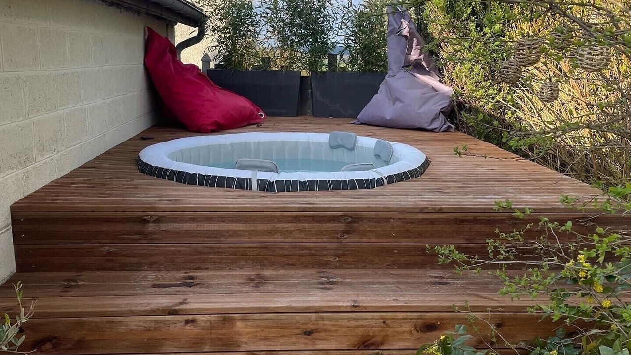 Photo of Outdoor in Mosson