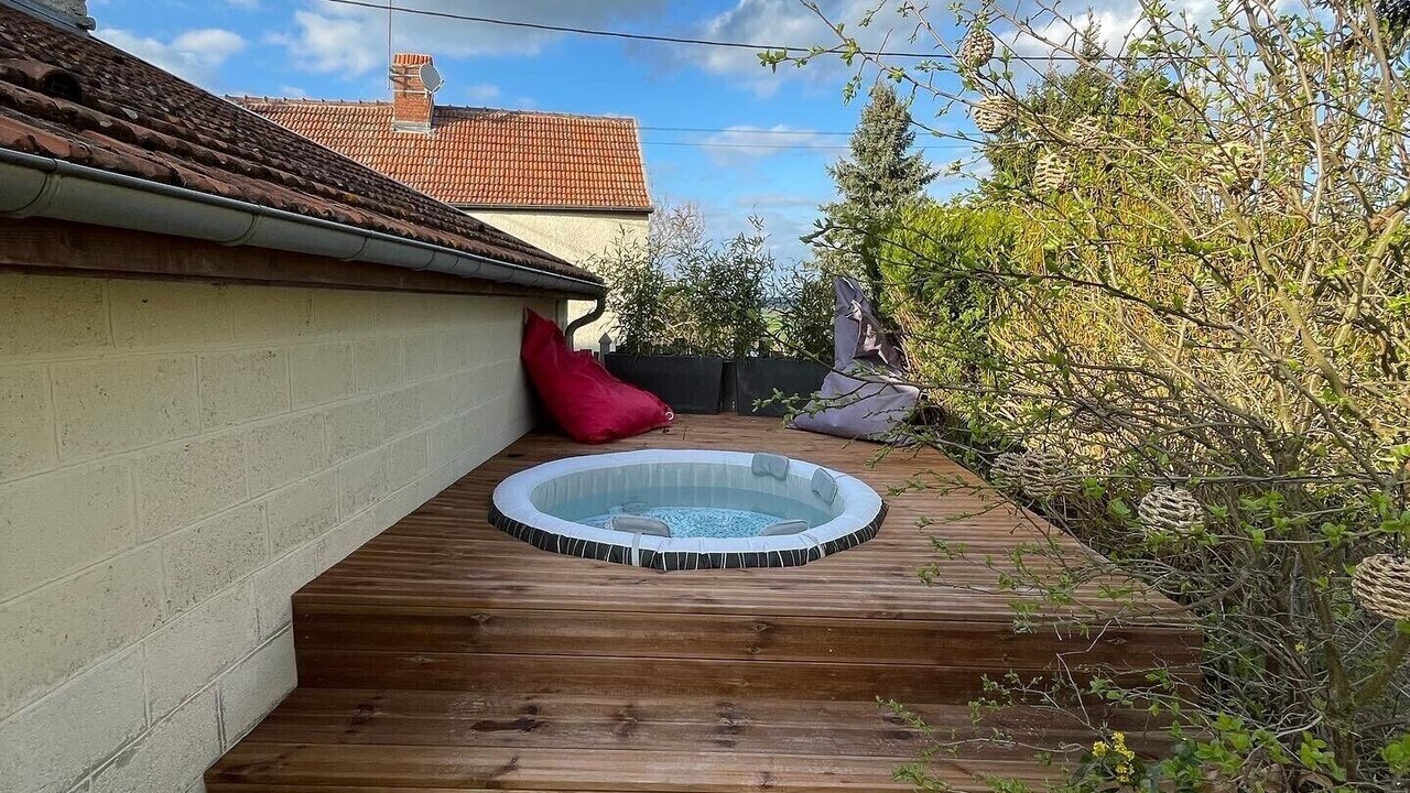 Photo of Outdoor in Mosson