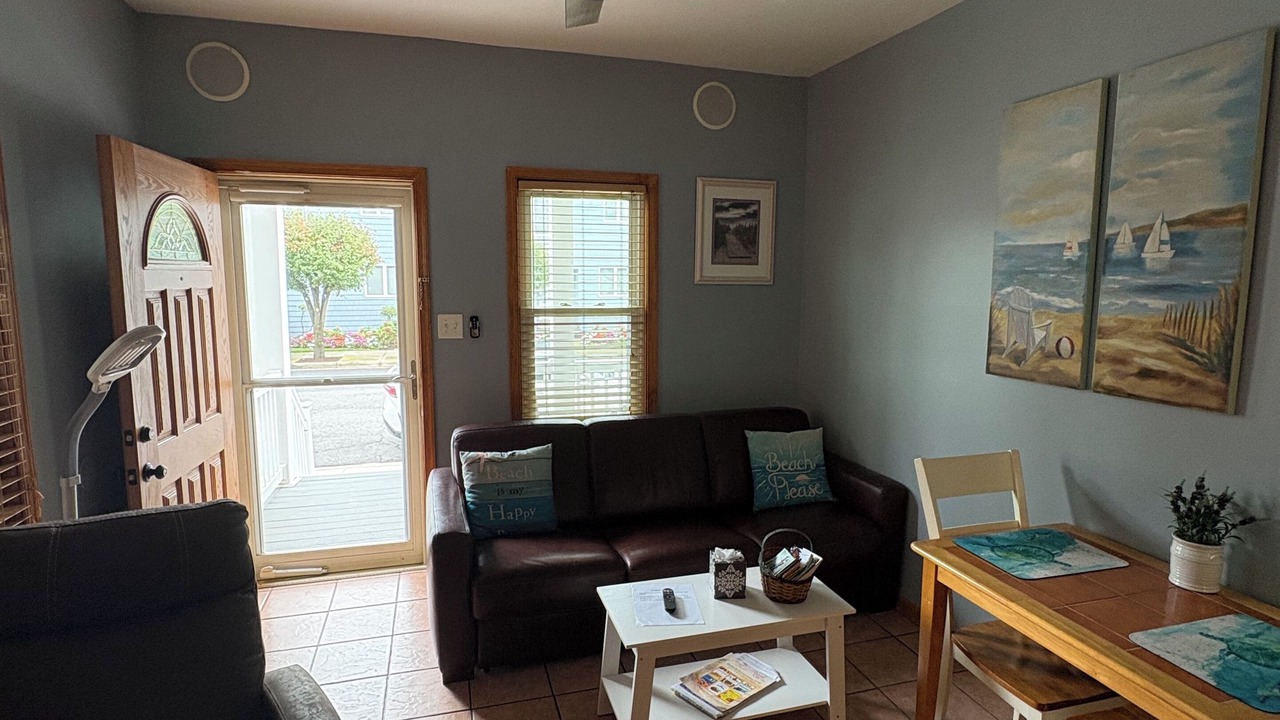 Photo of Livingroom in North End