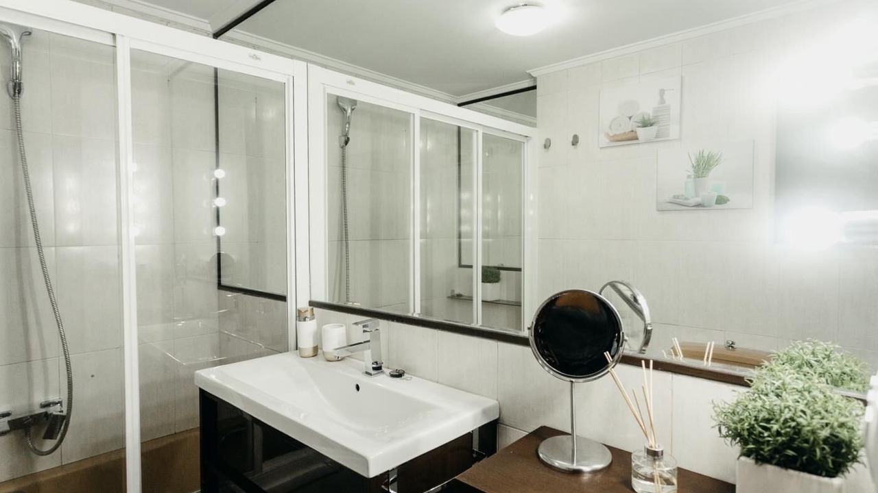 Photo of Bathroom in Bilbao City Centre