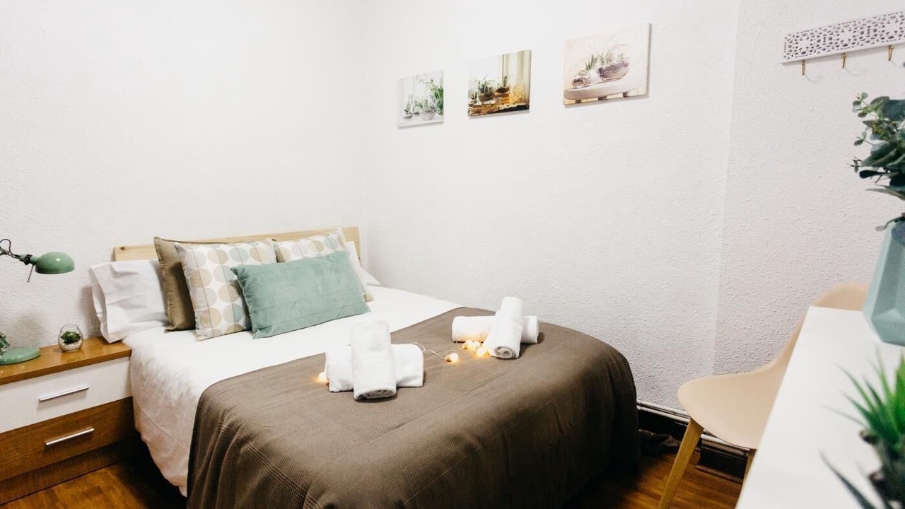 Photo of Bedroom in Bilbao City Centre