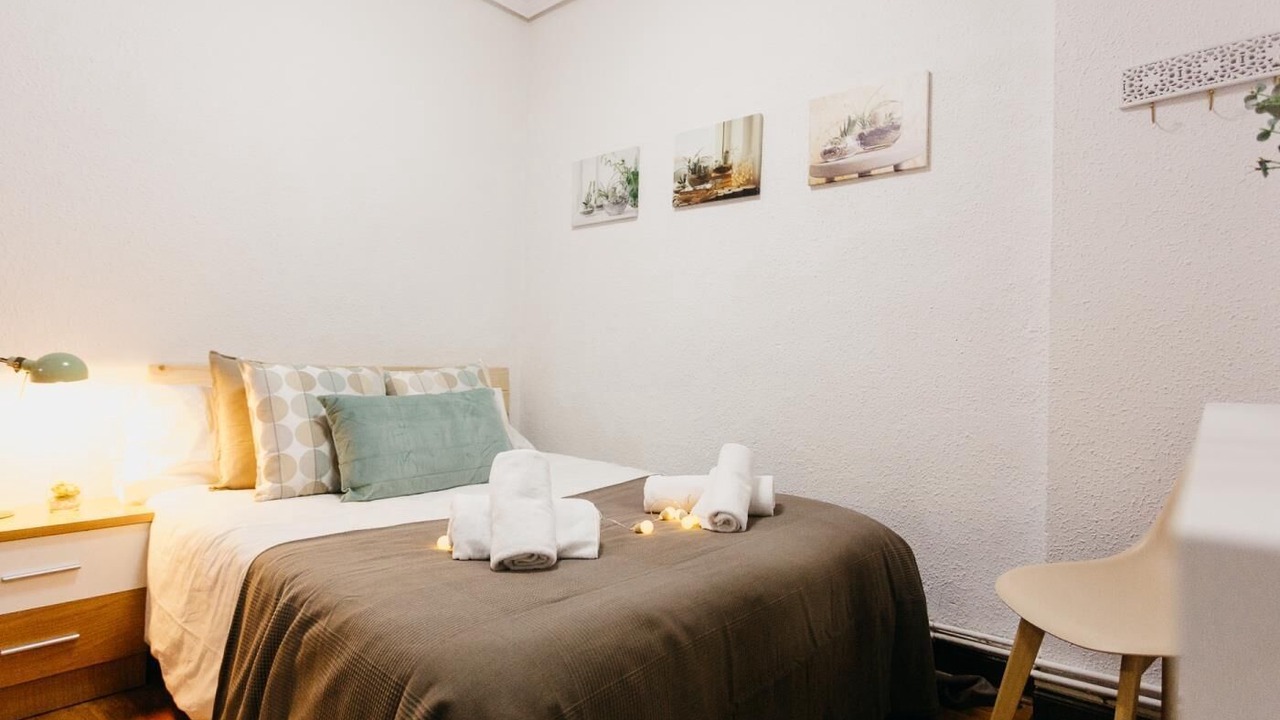 Photo of Bedroom in Bilbao City Centre