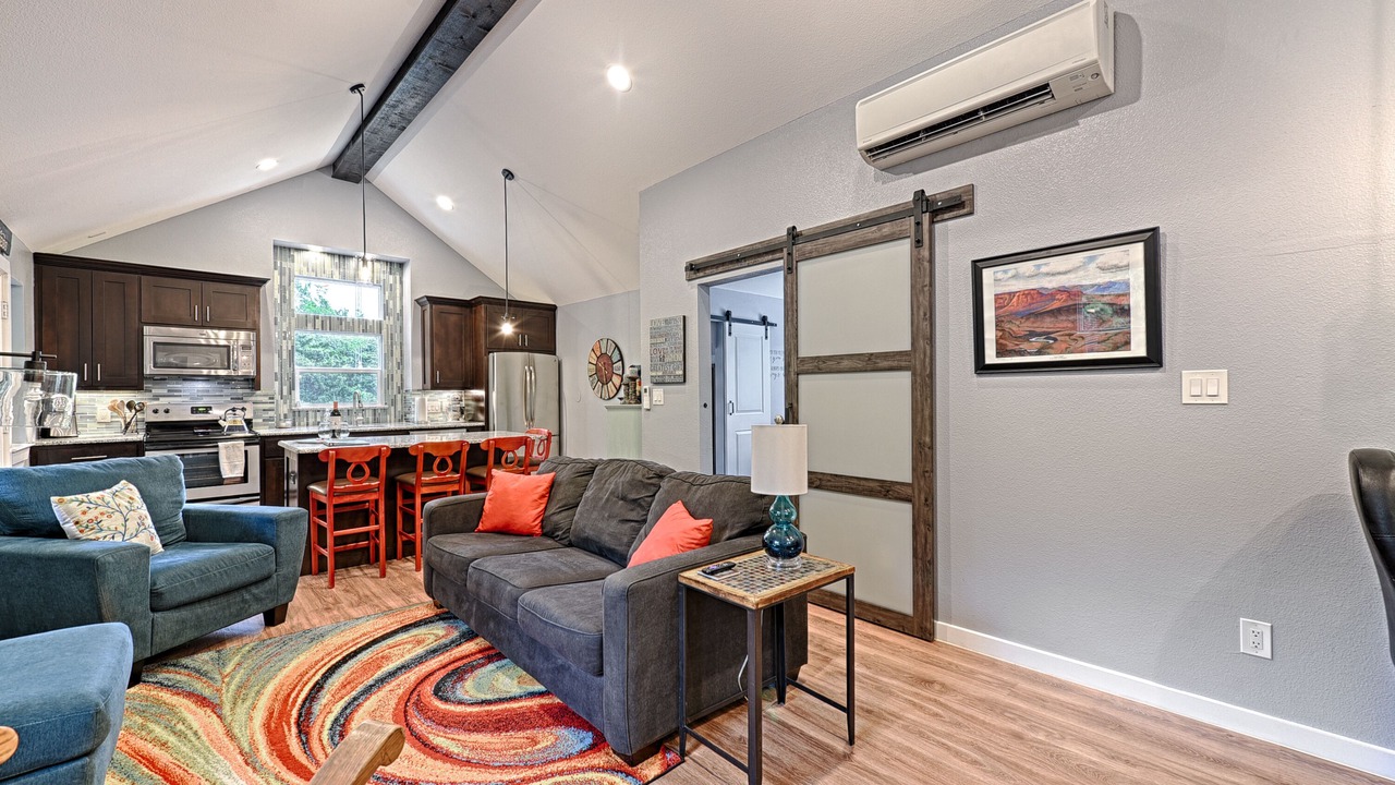 Photo of Livingroom in Greenville