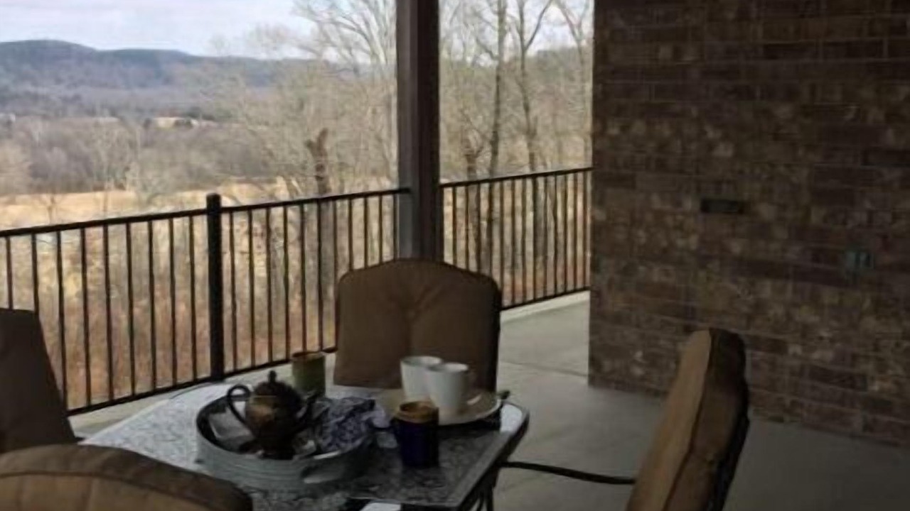 Photo of Outdoor in Center Ridge