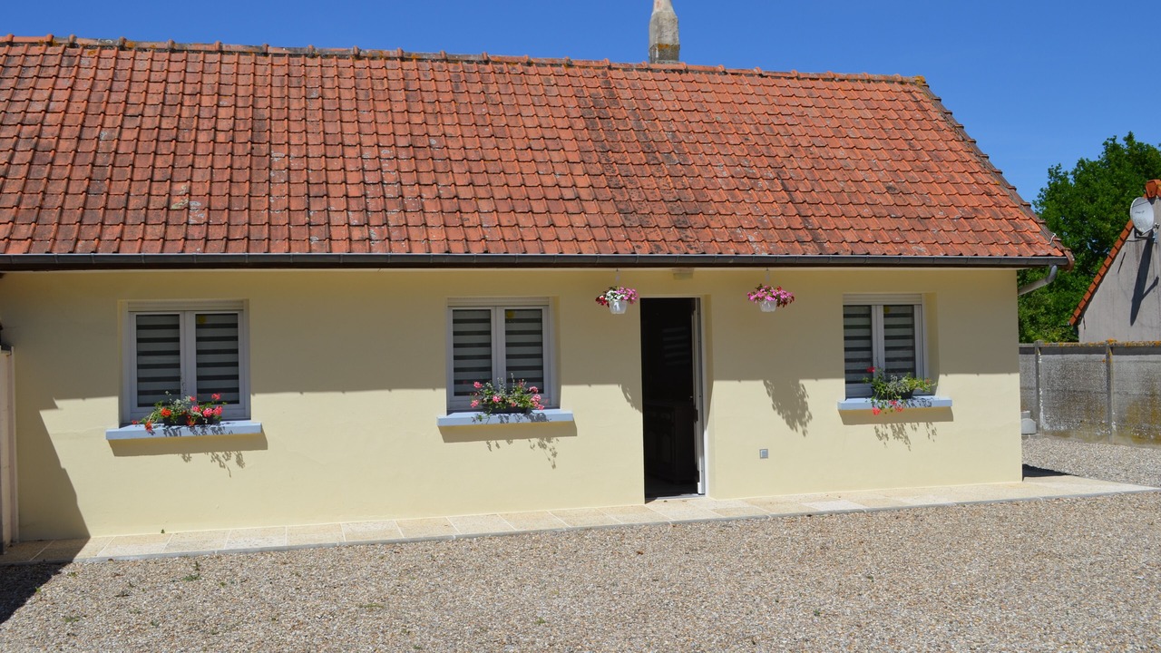 Photo of Outdoor in Pende