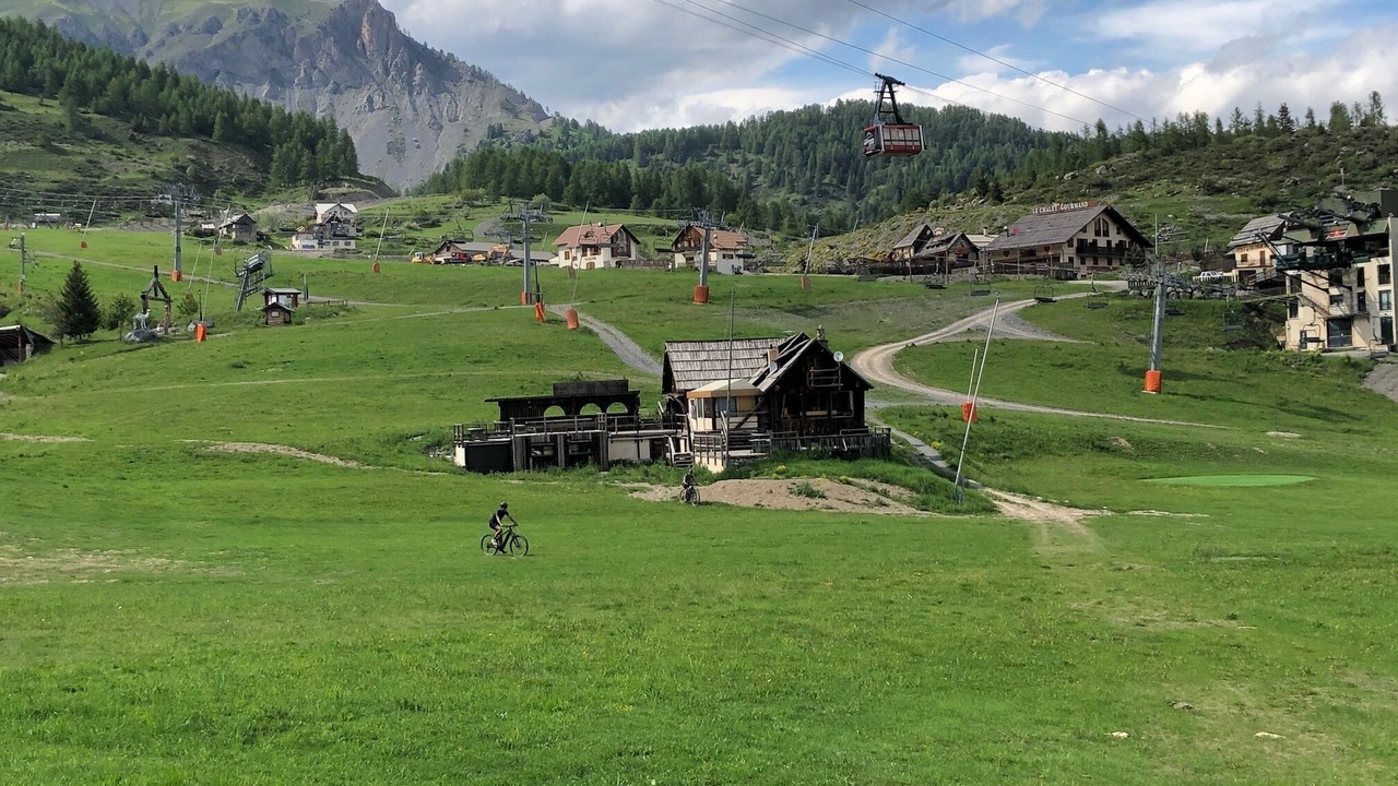 Photo of Others in Saint-Etienne-de-Tinee