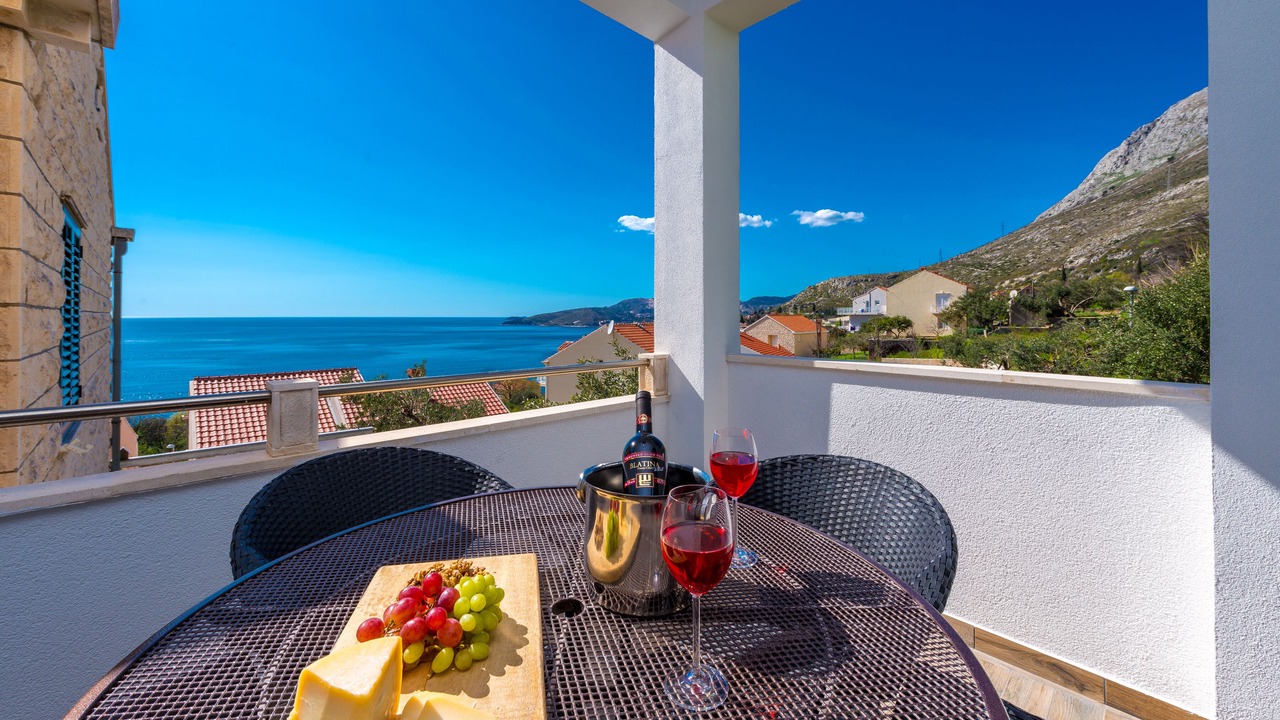Photo of Patio Balcony in Plat