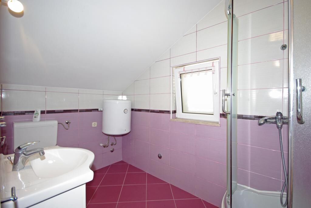 Photo of Bathroom in Sumartin